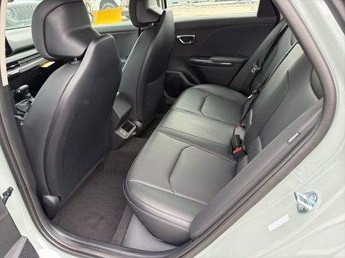 New 2026 Kia K4 EX FWD image 7