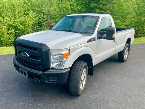 Used 2016 Ford F250 XL w/ Power Equipment Group AWD/4WD image 5