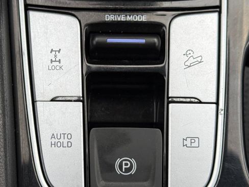 Used 2024 Hyundai Santa Cruz SE AWD/4WD image 20