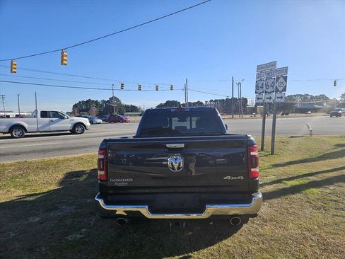 Used 2019 RAM 1500 Laramie image 4