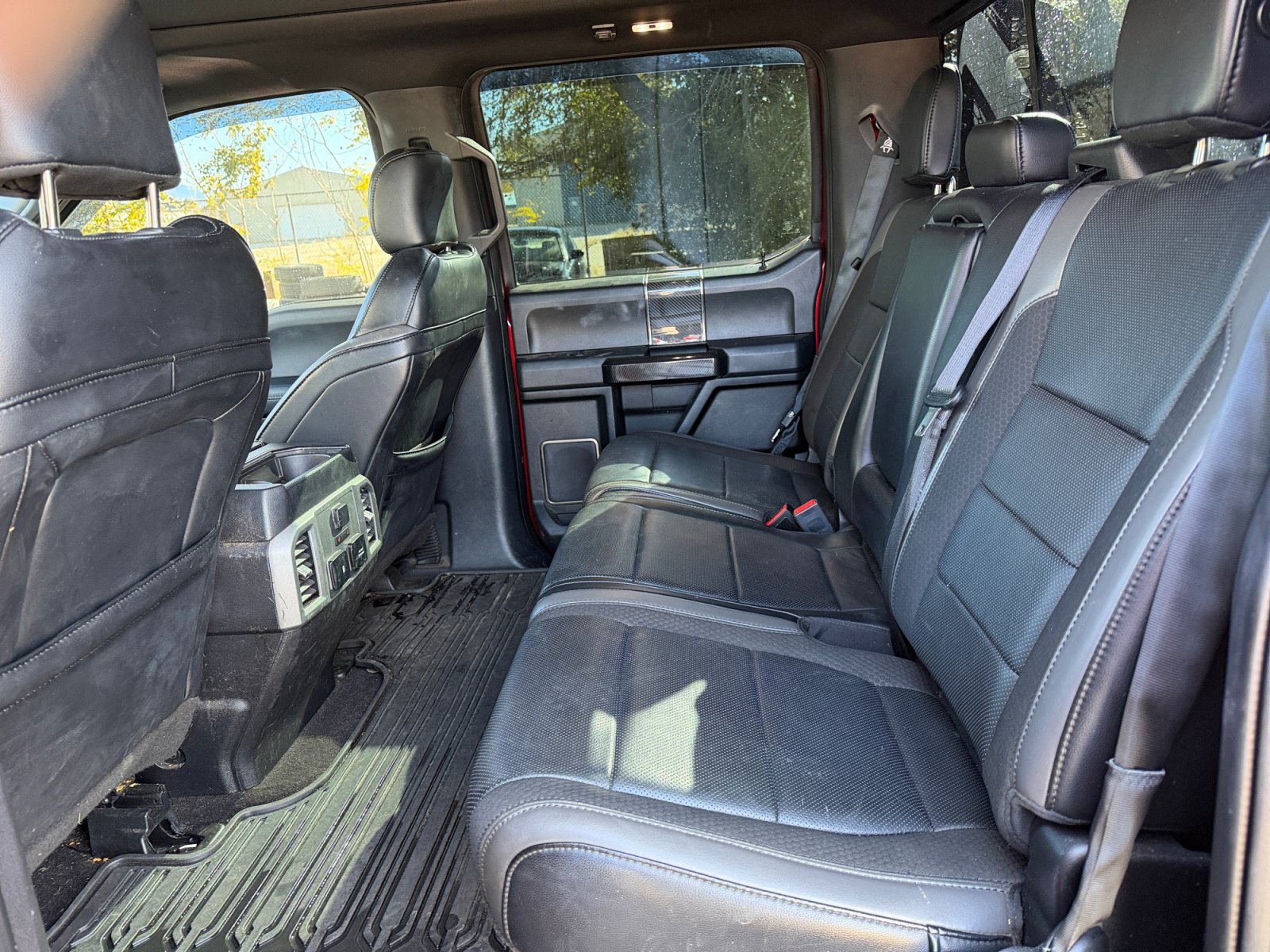 Used 2019 Ford F150 Raptor w/ Equipment Group 802A Luxury AWD/4WD image 33