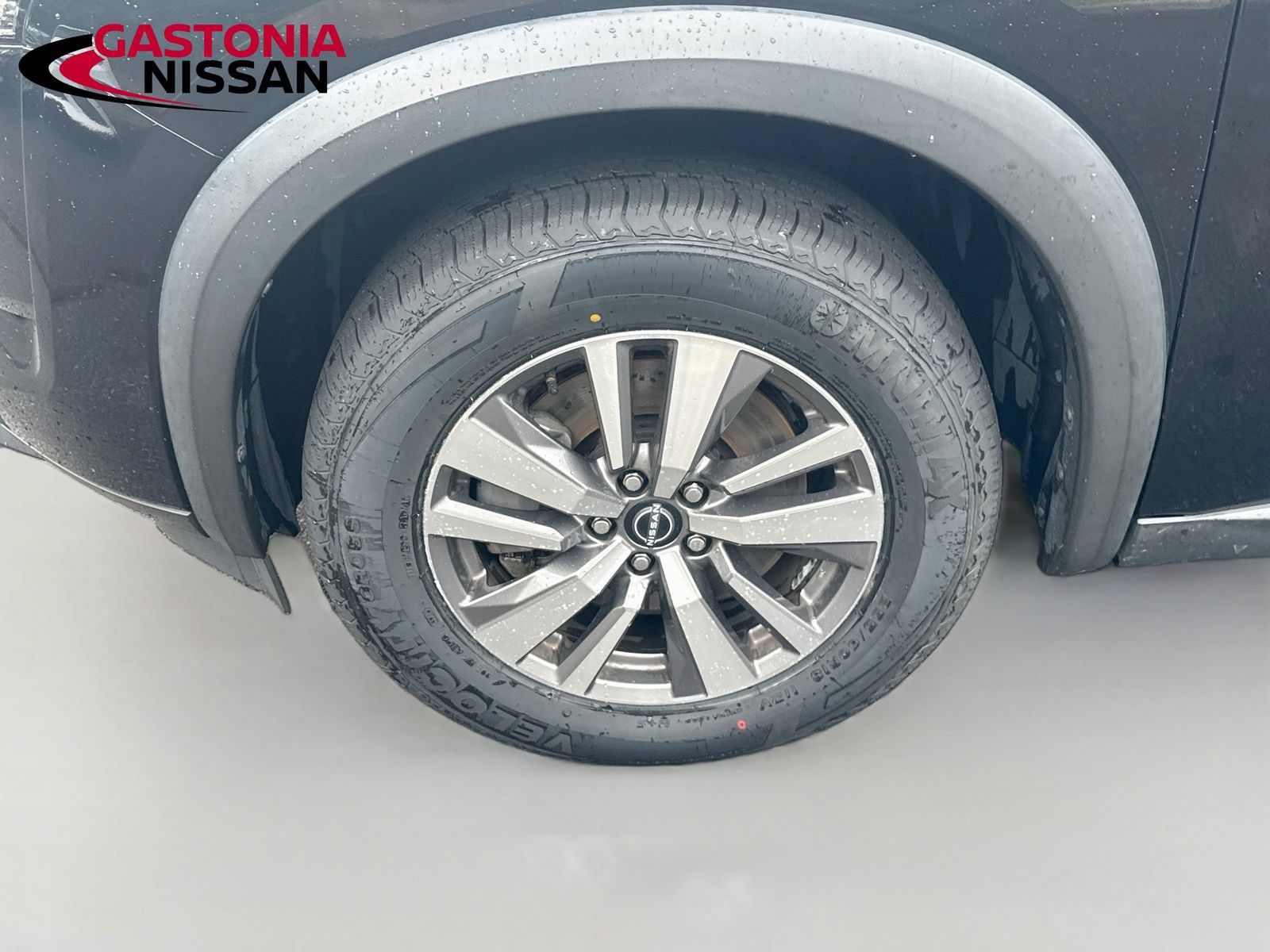 Used 2022 Nissan Pathfinder SL w/ Lighting Package (N92) FWD image 40