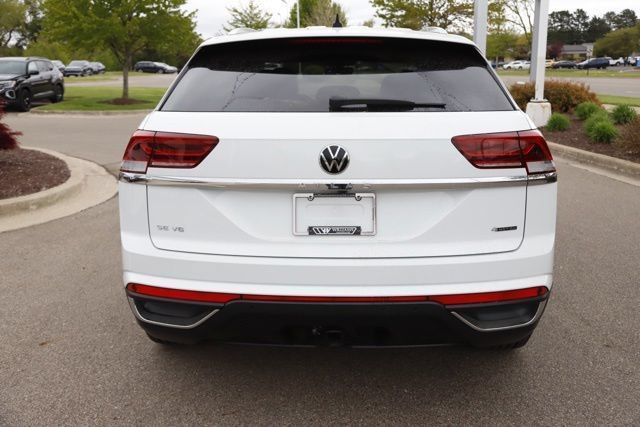 Used 2023 Volkswagen Atlas Cross Sport SE w/ Black Wheel Package AWD/4WD image 6