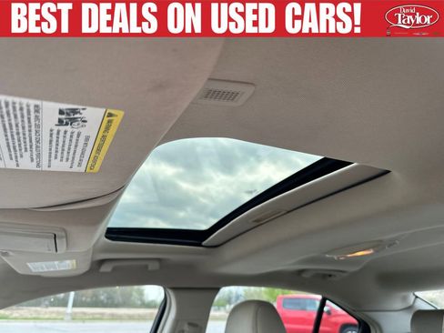 Used 2012 Ford Taurus SEL FWD image 15