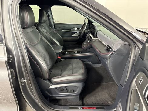 Used 2025 Ford Explorer ST AWD/4WD image 6
