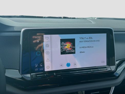 New 2026 Volkswagen Atlas Cross Sport SEL R-Line image 12