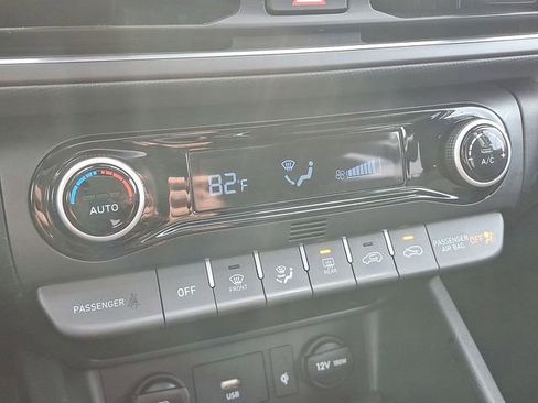 Certified 2023 Hyundai Kona SEL w/ Convenience Package image 16