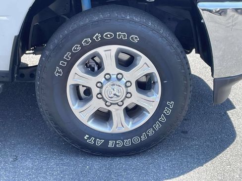 Certified 2024 RAM 2500 Big Horn w/ Off Road Package AWD/4WD image 10