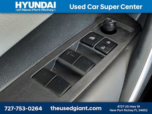 Used 2024 Toyota Corolla SE FWD image 26