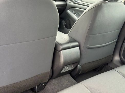 Used 2025 Nissan Altima 2.5 SV image 30