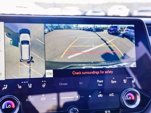 New 2026 Lexus TX 500h AWD image 31