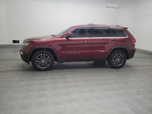 Used 2018 Jeep Grand Cherokee Laredo RWD image 2