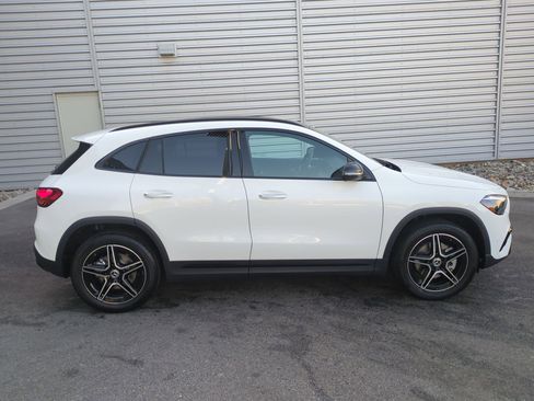 New 2026 Mercedes-Benz GLA 250 4MATIC image 2