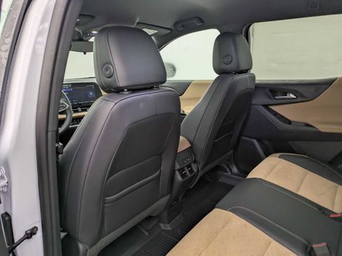 New 2026 Chevrolet Equinox ACTIV w/ Convenience Package III image 19