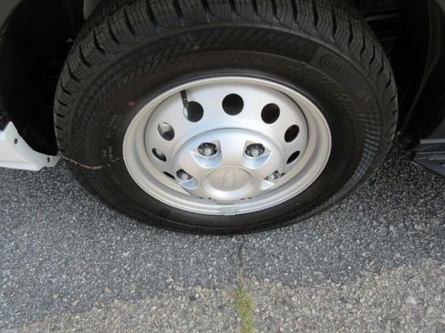 New 2025 Ford Transit 350 XLT image 9