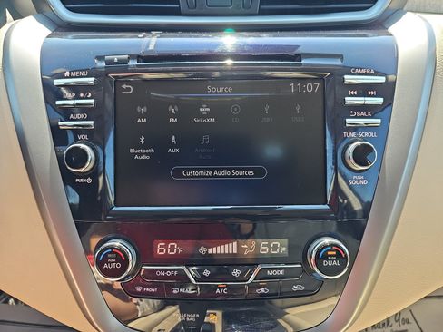 Used 2023 Nissan Murano SL w/ Cargo Package FWD image 18
