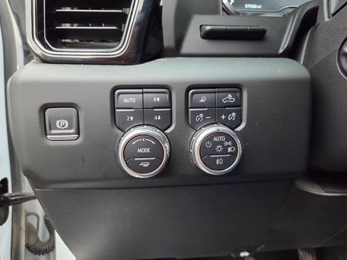Used 2024 GMC Sierra 1500 AT4X AWD/4WD image 12