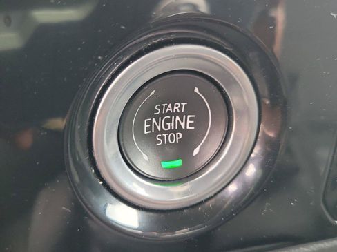 Used 2024 Chevrolet Silverado 1500 LT AWD/4WD image 33