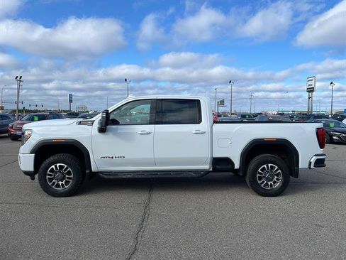 Used 2022 GMC Sierra 2500 AT4 w/ Gooseneck/5TH Wheel Package AWD/4WD image 5