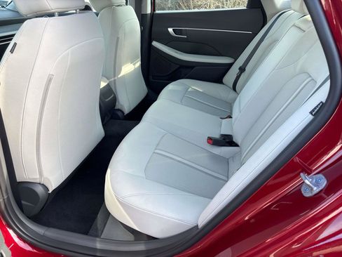 Certified 2025 Hyundai Sonata SEL image 11