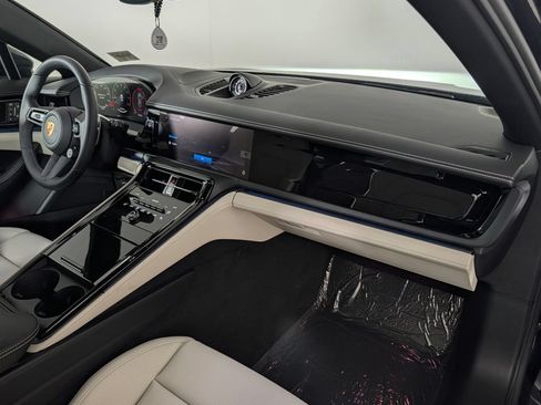 New 2026 Porsche Panamera 4 AWD/4WD image 19