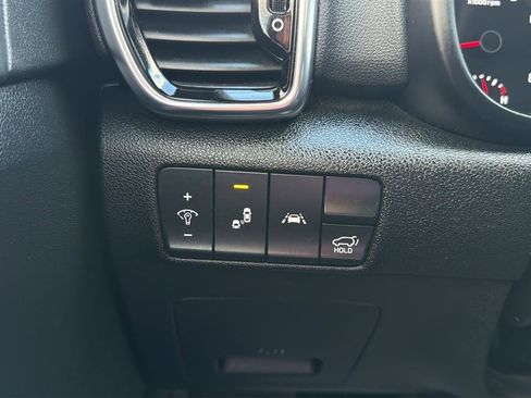 Used 2020 Kia Sportage SX image 18
