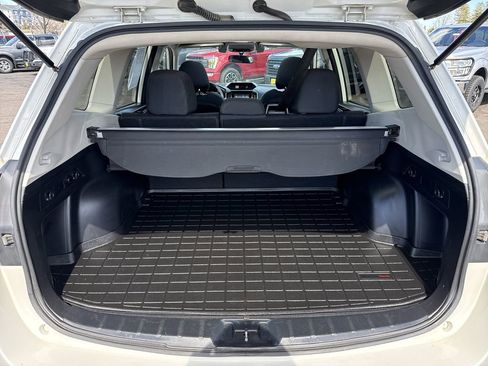 Used 2019 Subaru Forester Premium w/ All-Weather Package AWD/4WD image 5