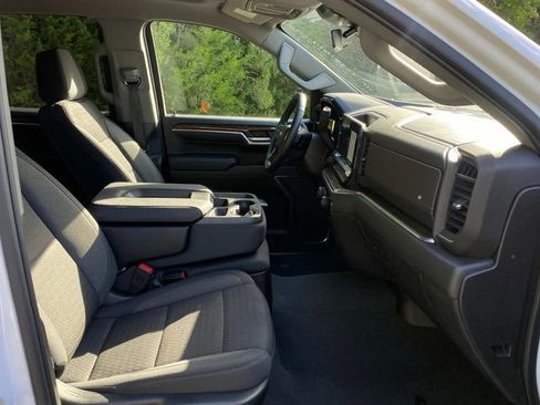 Used 2023 Chevrolet Silverado 1500 LT AWD/4WD image 34
