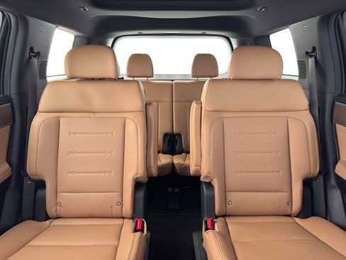 New 2026 Hyundai Santa Fe Limited image 16