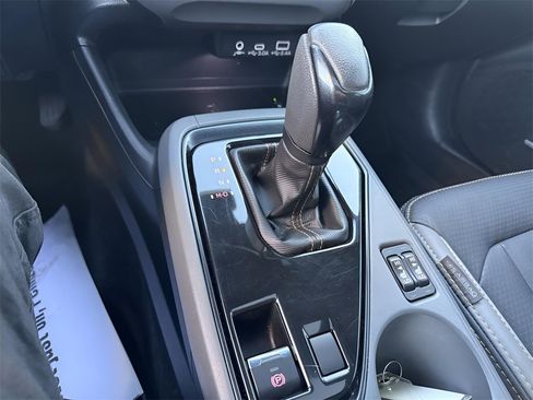 Used 2024 Subaru Crosstrek 2.5i Wilderness w/ Crosstrek Mirror Package image 30