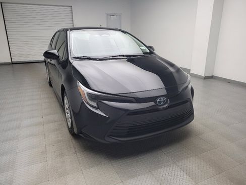 Used 2023 Toyota Corolla LE FWD image 14