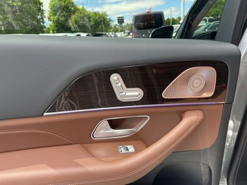 New 2026 Mercedes-Benz GLS 450 4MATIC image 30