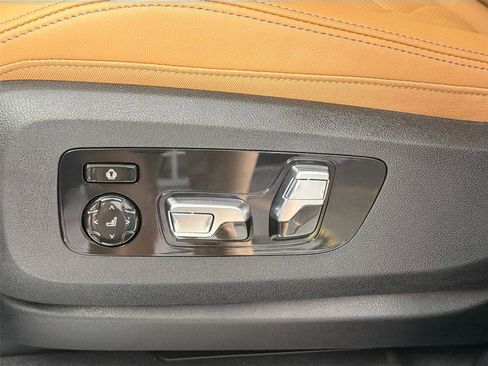 New 2026 BMW X5 xDrive40i w/ M Sport Package image 19