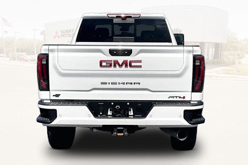 Used 2026 GMC Sierra 2500 AT4 w/ AT4 Premium Plus Package AWD/4WD image 5