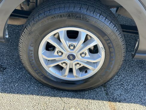 Used 2021 Ford Transit 350 XLT image 19