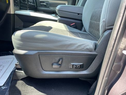 Used 2018 RAM 1500 Lone Star AWD/4WD image 16