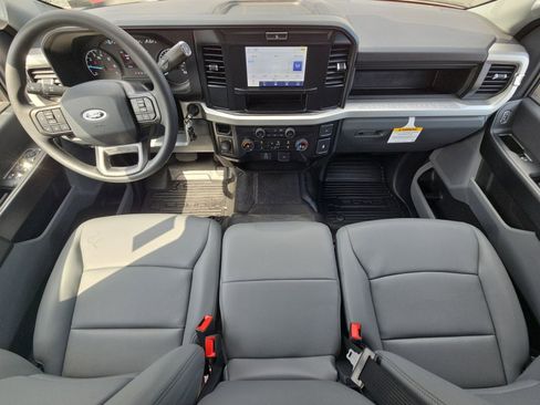 New 2026 Ford F250 XL w/ FX4 Off-Road Package image 32