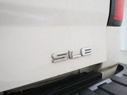 Used 2015 GMC Sierra 1500 SLE w/ SLE Value Package AWD/4WD image 24