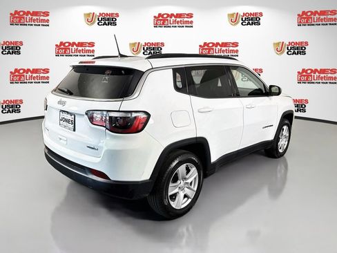 Used 2022 Jeep Compass Latitude w/ Convenience Group AWD/4WD image 15