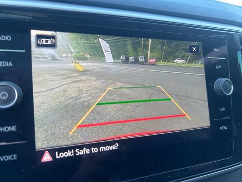 Used 2023 Volkswagen Atlas SEL Premium AWD/4WD image 21