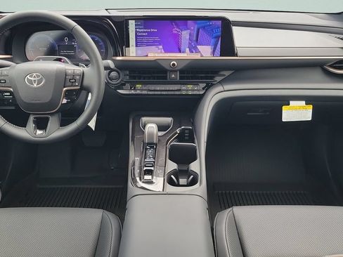 New 2026 Toyota Crown Platinum AWD/4WD image 10
