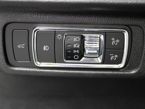 Used 2022 Lincoln Corsair Reserve w/ Equipment Group 201A AWD/4WD image 59