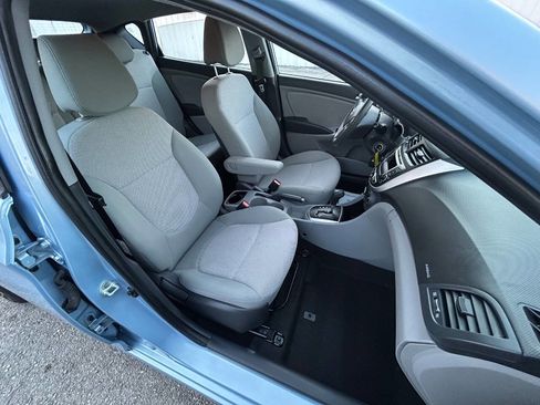 Used 2014 Hyundai Accent GS image 26