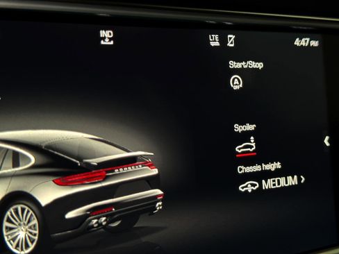 Used 2017 Porsche Panamera 4S image 77