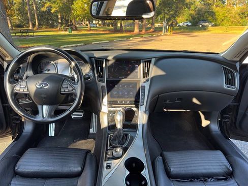 Used 2015 INFINITI Q50 Premium 4dr Sedan w/ Navigation Package image 14