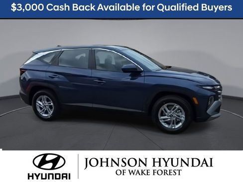 New 2026 Hyundai Tucson SE image 2