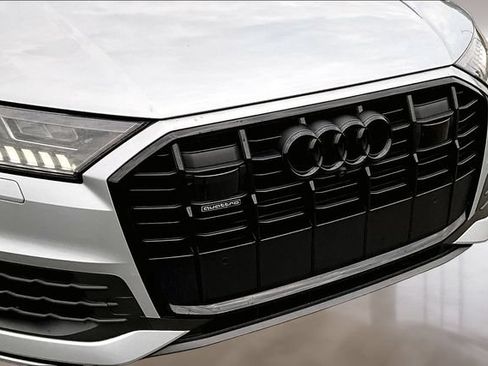 Used 2023 Audi Q7 3.0T Premium Plus AWD/4WD image 27