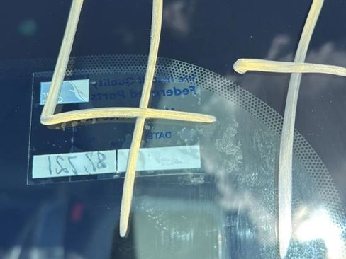 Used 2017 Ford C-MAX Energi SE image 29