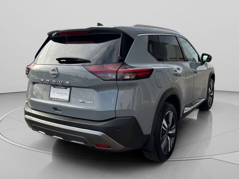 Used 2023 Nissan Rogue SL w/ SL Premium Package image 5