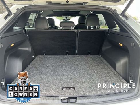 Used 2023 Volkswagen Atlas Cross Sport SE w/ Panoramic Sunroof Package FWD image 32